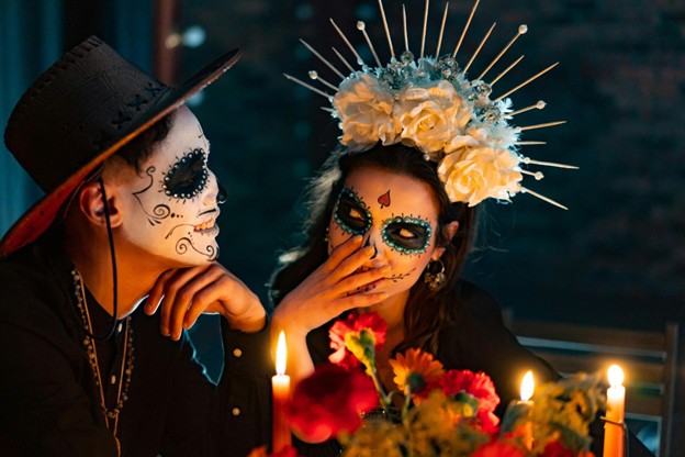 vosges-haut-chocolat-blog/how-to-host-a-halloween-party-for-adults