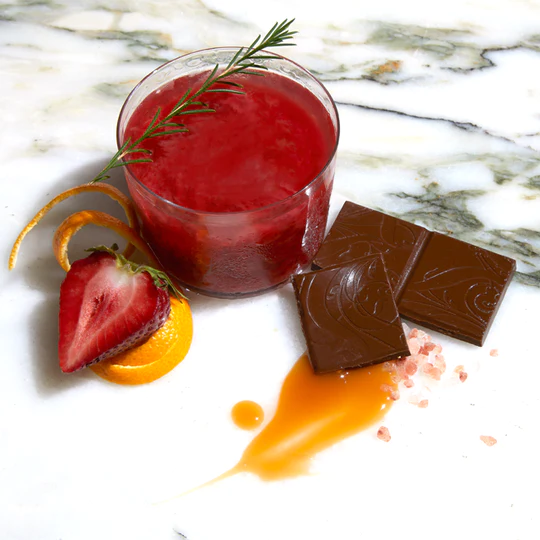 vosges-haut-chocolat-blog/cocktails-and-chocolate-4-libations-for-your-summertime-happy-hour