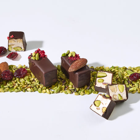 grande-holiday-chocolate-gift-tower