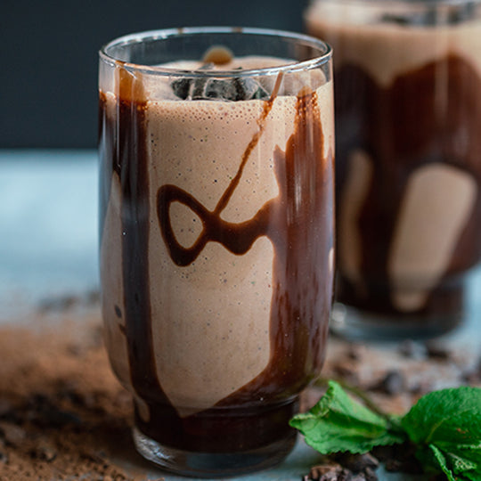 mint chocolate chip kefir smoothie
